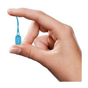 TePe EasyPick™ Blue toothpick in hand, flexible and durable design, size M/L, ideal for cleaning between teeth.